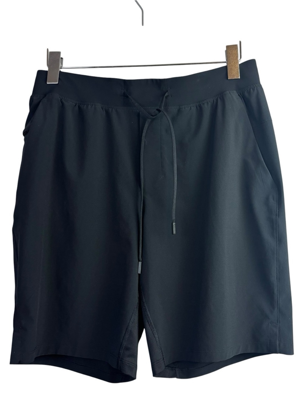 Lululemon Black T.H.E. Short 9" Linerless men’s size L